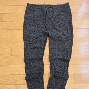 Obey | maximalist grey leopard print high waisted skinny pants | WMS 28"